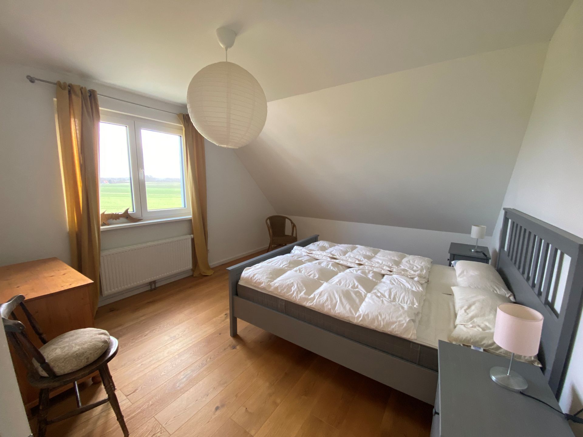 Schlafzimmer 2